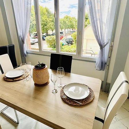 Le Magaline Appartement Sainte-Savine Buitenkant foto