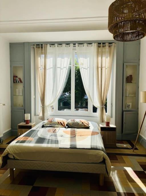 Le Magaline Appartement Sainte-Savine Buitenkant foto