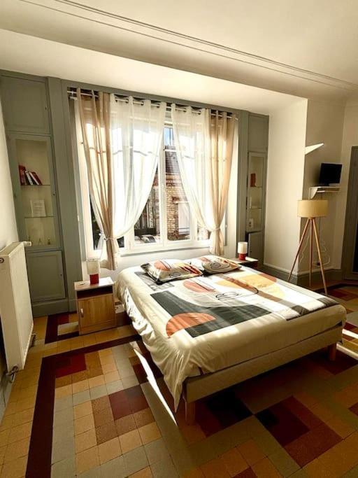 Le Magaline Appartement Sainte-Savine Buitenkant foto